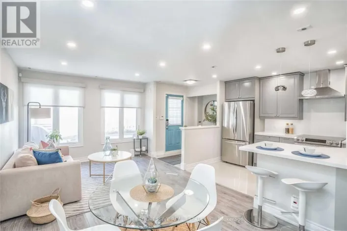 82 - 151 TOWNSGATE DRIVE, Vaughan