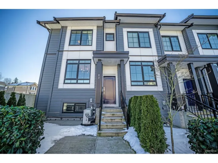 82 2075 OAK MEADOWS DRIVE, Surrey
