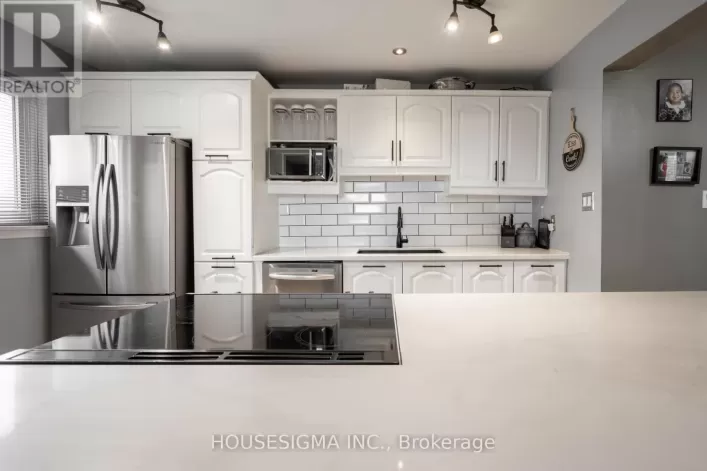 82 - 321 BLACKTHORN STREET, Oshawa