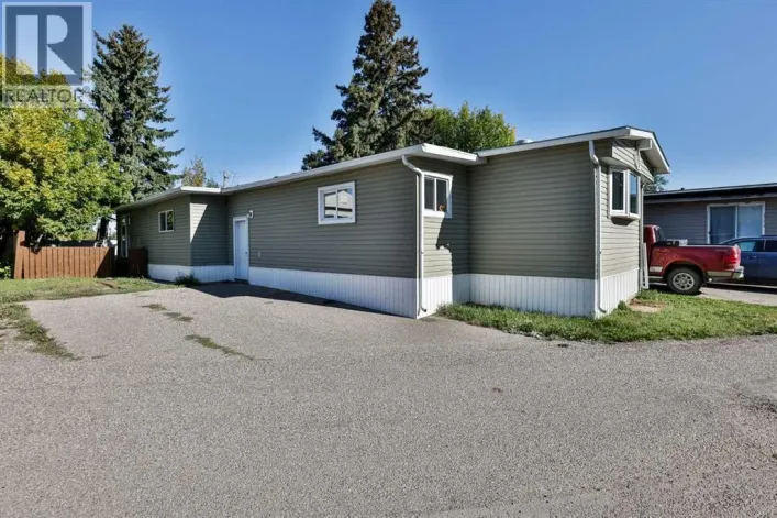 82, 5301 2 Street, Coalhurst