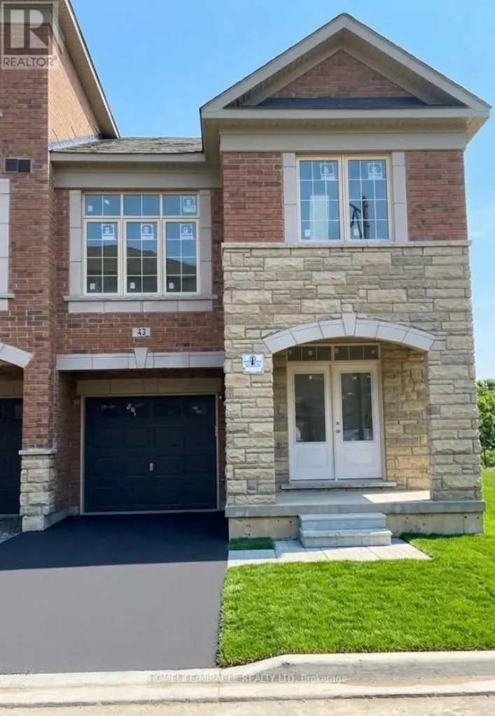 82 ASPEN HILLS ROAD, Brampton