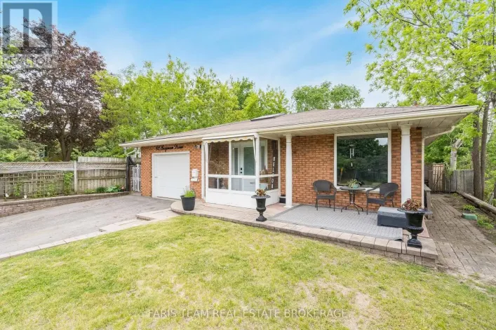 82 BAYVIEW DRIVE, Barrie