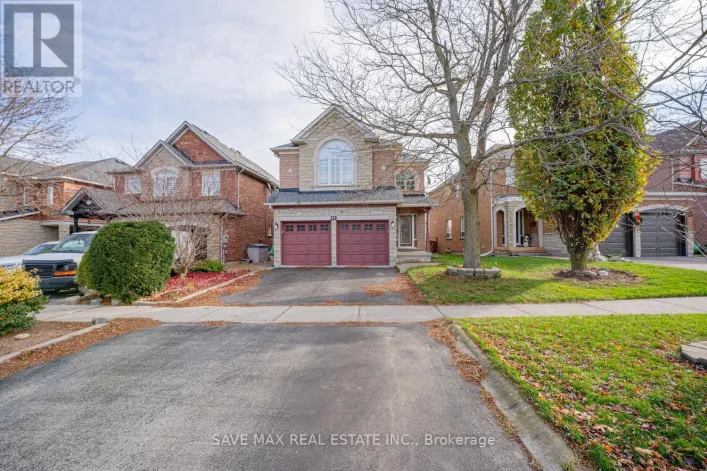82 BELMONT BOULEVARD, Halton Hills