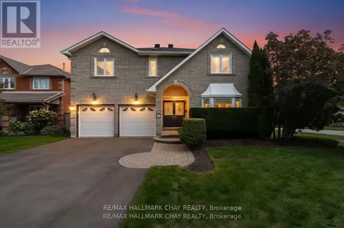 82 BISHOP DRIVE, Barrie
