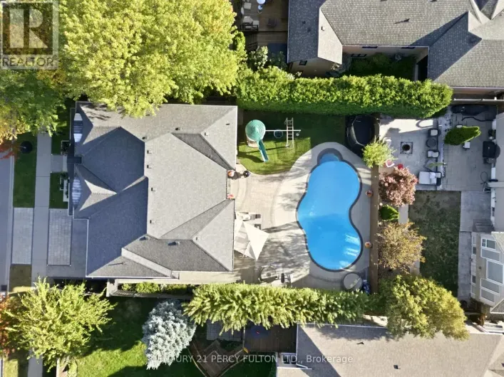 82 BRIDLEWOOD BOULEVARD, Whitby