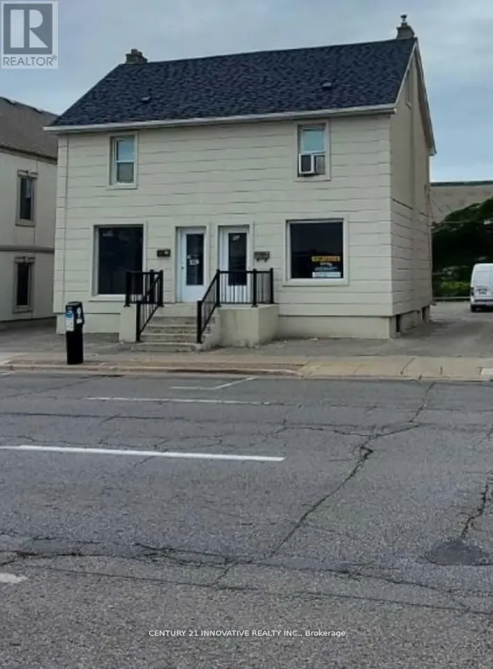 82 CENTRE STREET N, Oshawa