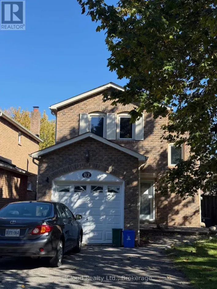 82 CHATFIELD DRIVE, Ajax
