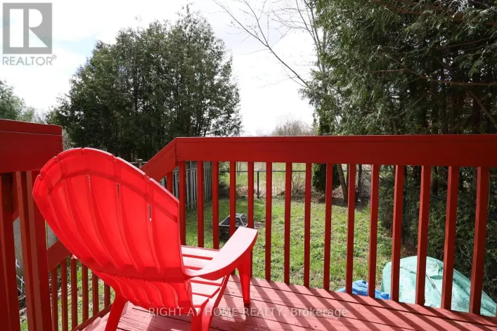 82 COLESBROOK ROAD, Richmond Hill