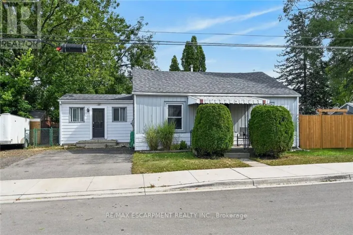 82 DIVISION STREET, Brantford