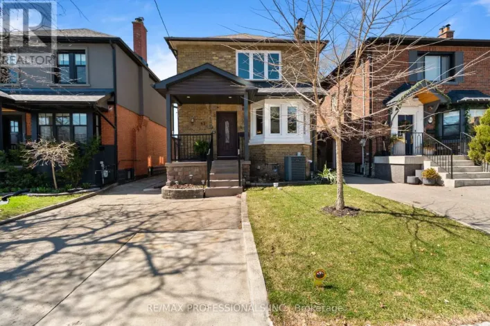 82 FIFTH STREET, Toronto