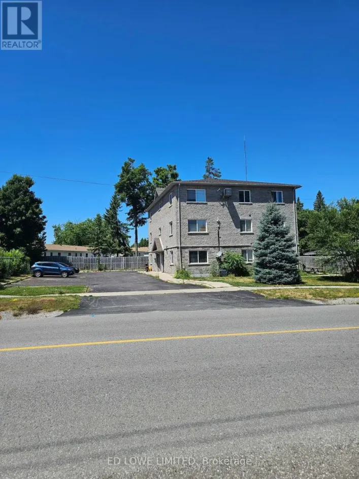 82 FITTONS ROAD E, Orillia