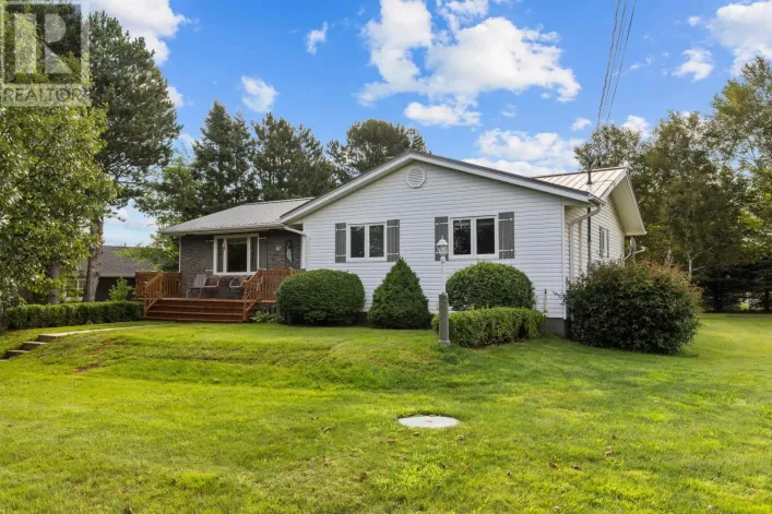 82 Gulfview Crescent, North Rustico