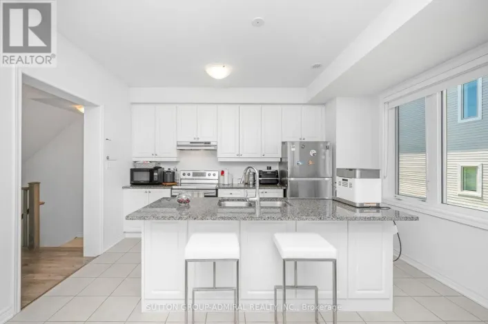 82 HIBISCUS LANE, Hamilton