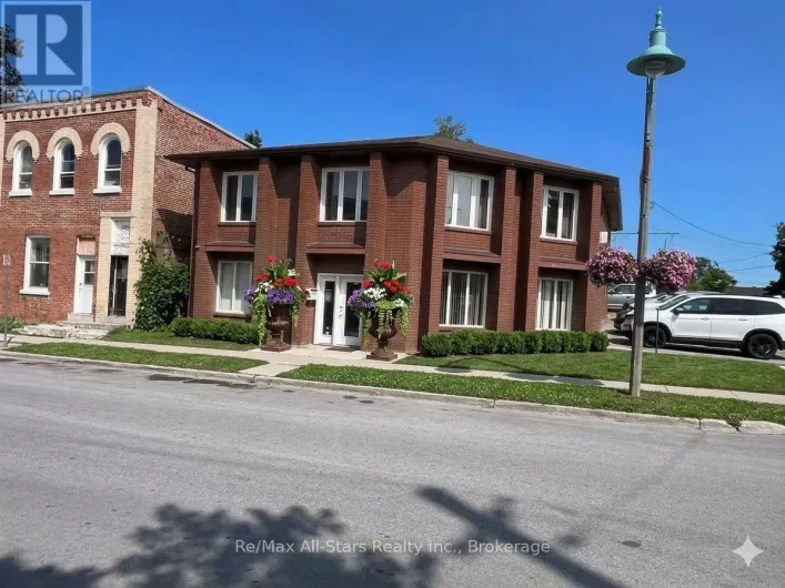 82 KING STREET, Kawartha Lakes