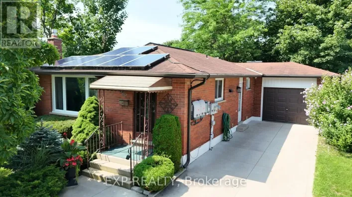 82 LACEY CRESCENT, London South