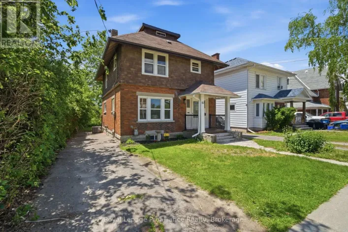 82 MARMORA STREET, Quinte West