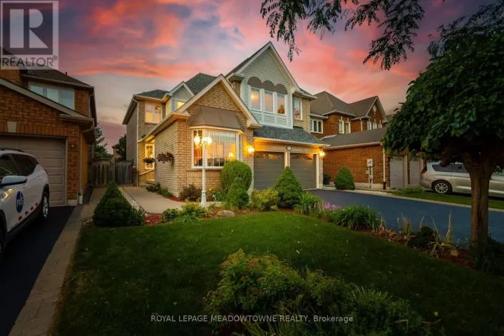 82 MILLER DRIVE, Halton Hills
