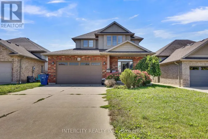82 MOLENGRAAF WAY, Chatham-Kent