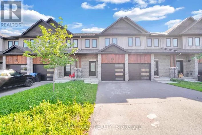 82 O'DONOVAN DRIVE, Carleton Place