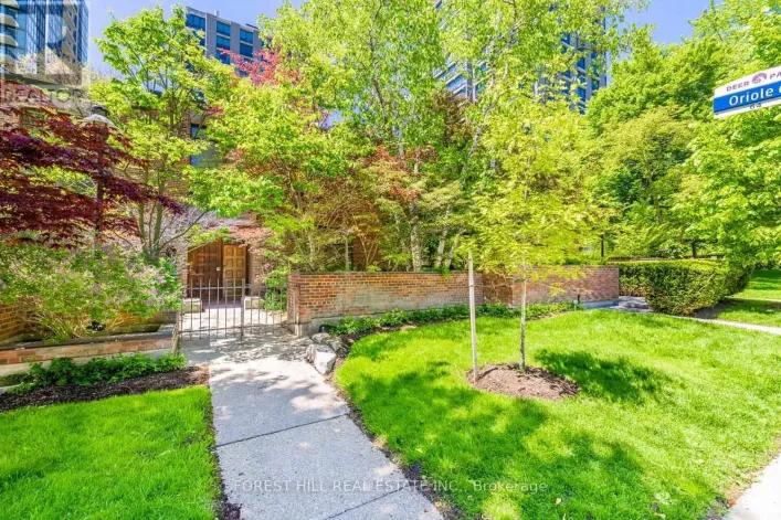 82 ORIOLE ROAD, Toronto