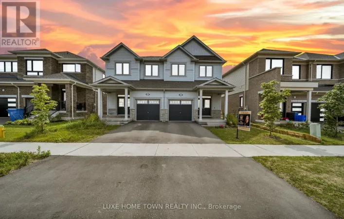 82 PREST WAY, Centre Wellington