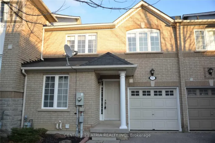82 RED RIVER CRESCENT, Newmarket