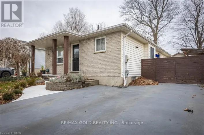 82 SADDY AVENUE, London East