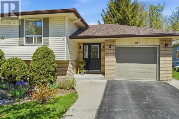 82 WEST MARY STREET, Prince Edward County