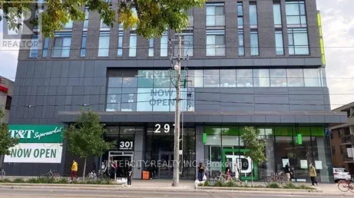 820 - 297 COLLEGE STREET, Toronto
