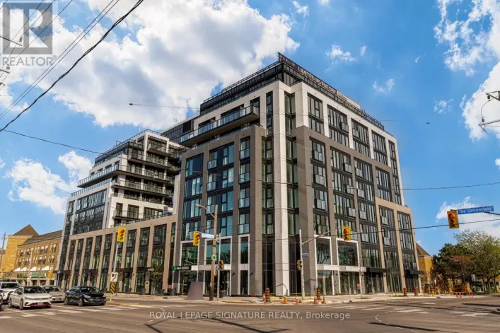 820 - 799 THE QUEENSWAY, Toronto