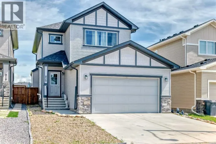 820 Hampshire Crescent NE, High River