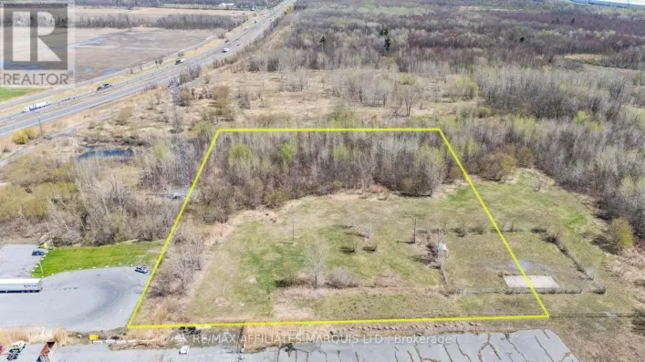 820 TOLLGATE ROAD E, Cornwall