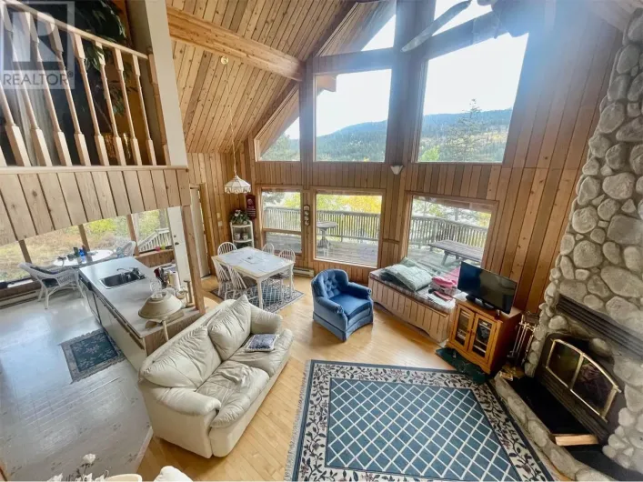 8200 GUN LAKE WEST Road, Gold Bridge