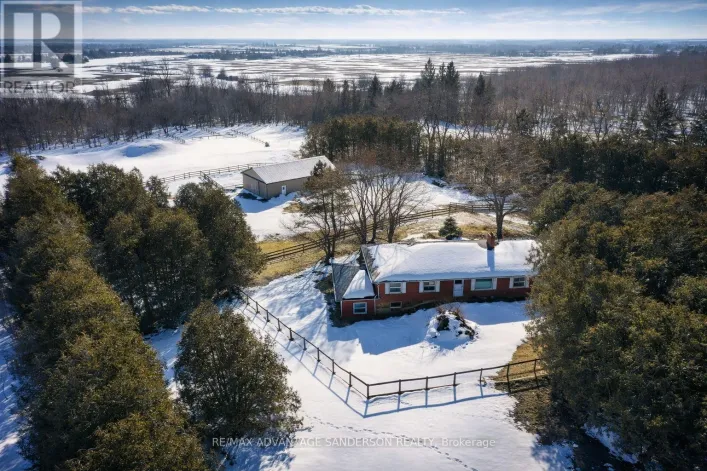 8201 OBSERVATORY DRIVE, Lucan Biddulph