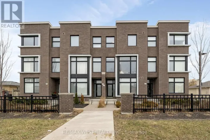 8208 PINE VALLEY DRIVE, Vaughan