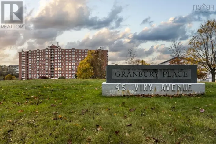 821 45 Vimy Avenue, Halifax