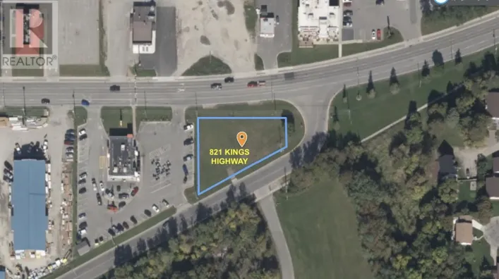 821 KINGS HWY, FORT FRANCES
