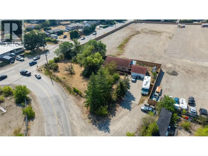 8210 Okanagan Centre Road W, Lake Country