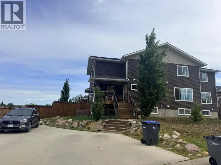 8219 18 Street, Dawson Creek