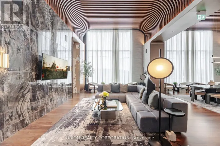 822 - 3240 WILLIAM COLTSON AVENUE, Oakville