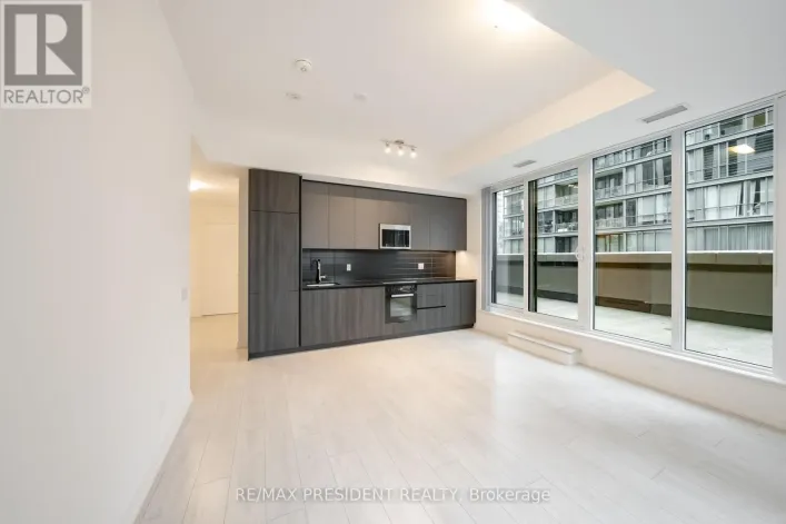 822 - 400 KING STREET W, Toronto