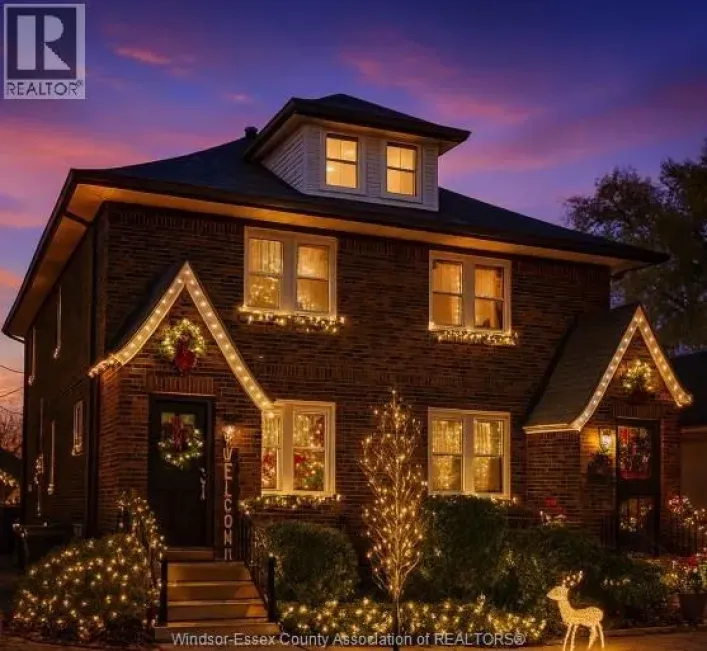 822 FAIRVIEW BOULEVARD, Windsor