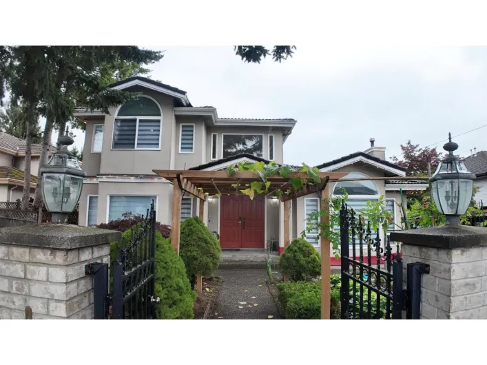 8222 144 STREET, Surrey