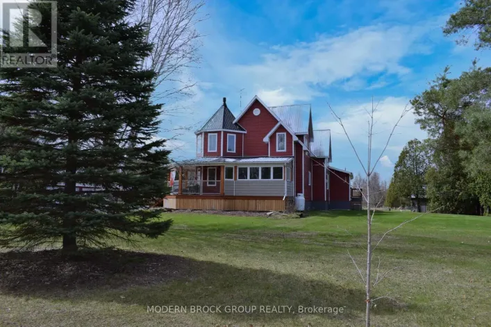 8224 COUNTY 15 ROAD, Augusta