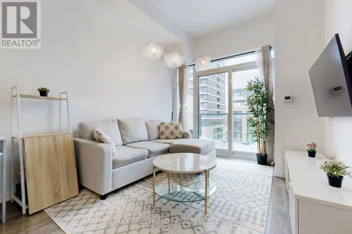 823 - 99 EAGLE ROCK WAY, Vaughan