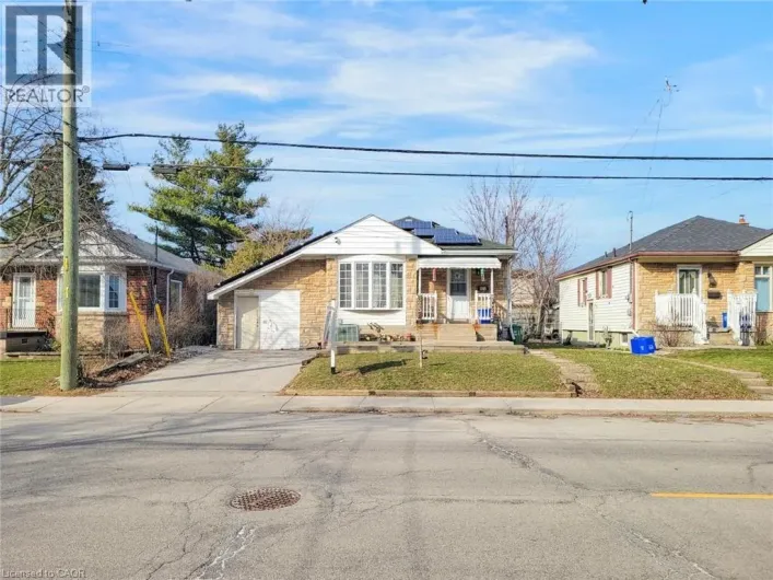 823 E QUEENSDALE Avenue E, Hamilton