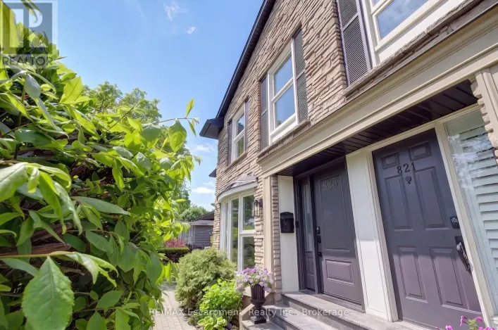 823 HYDE ROAD, Burlington