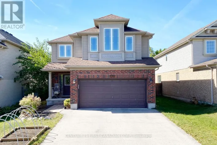 823 OAKCROSSING ROAD, London North