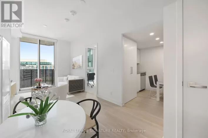 824 - 30 TRETTI WAY, Toronto