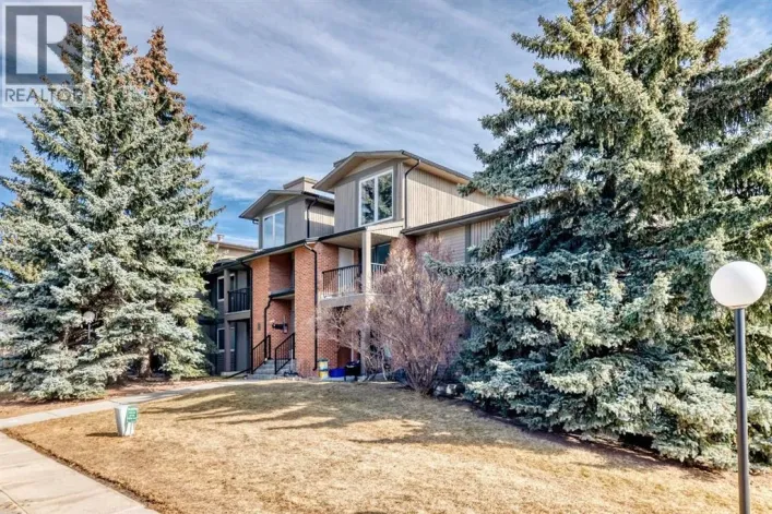 824, 6400 Coach Hill Road SW, Calgary